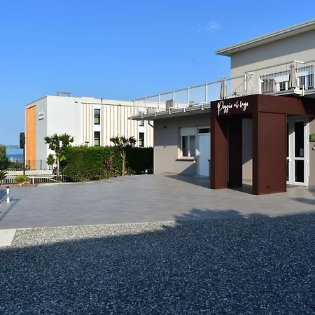 Poggio Al Lago Apartments&Rooms-2